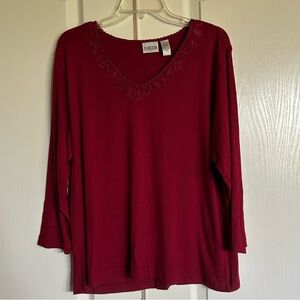 Chico’s rayon spandex embroidered V neck 3/4 sleeve cranberry size XL